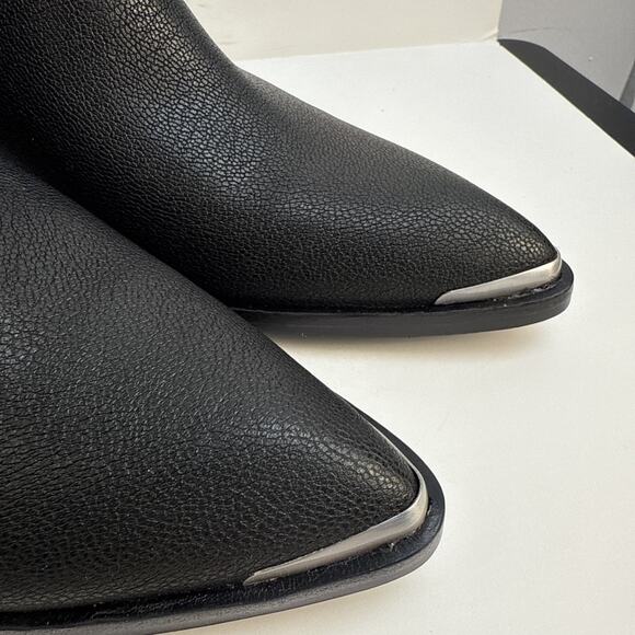 Calvin Klein Womens Narice Leather Pointed Toe Ankle Booties Shoe Black 9.5M NWB - Picture 3 of 10